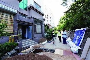 电梯梅花二度视频,揭秘电梯惊险瞬间